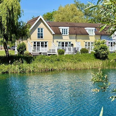 Emerald Lake House South Cerney Exterior foto
