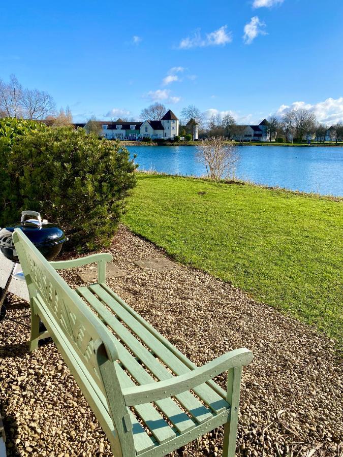 Villa Emerald Lake House South Cerney Exterior foto